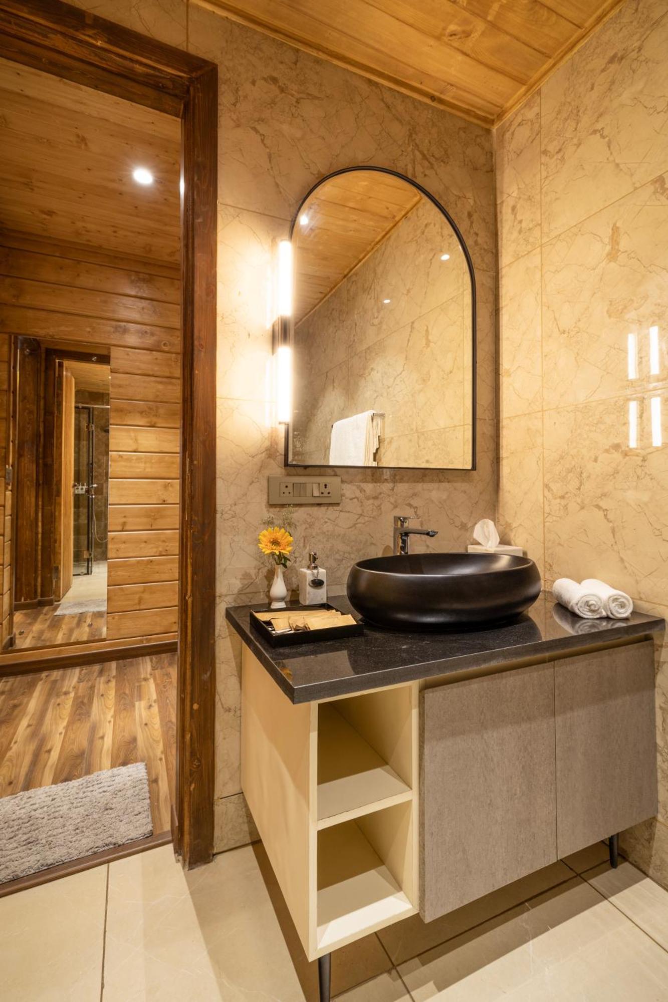 Ama Stays & Trails Kashi House, Rishīkesh 外观 照片