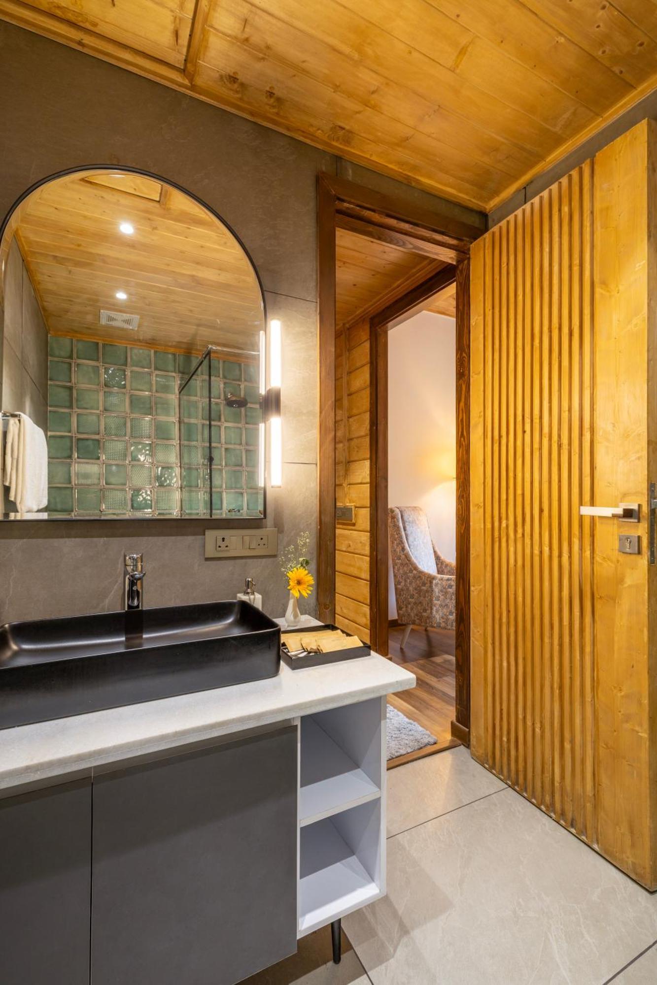 Ama Stays & Trails Kashi House, Rishīkesh 外观 照片